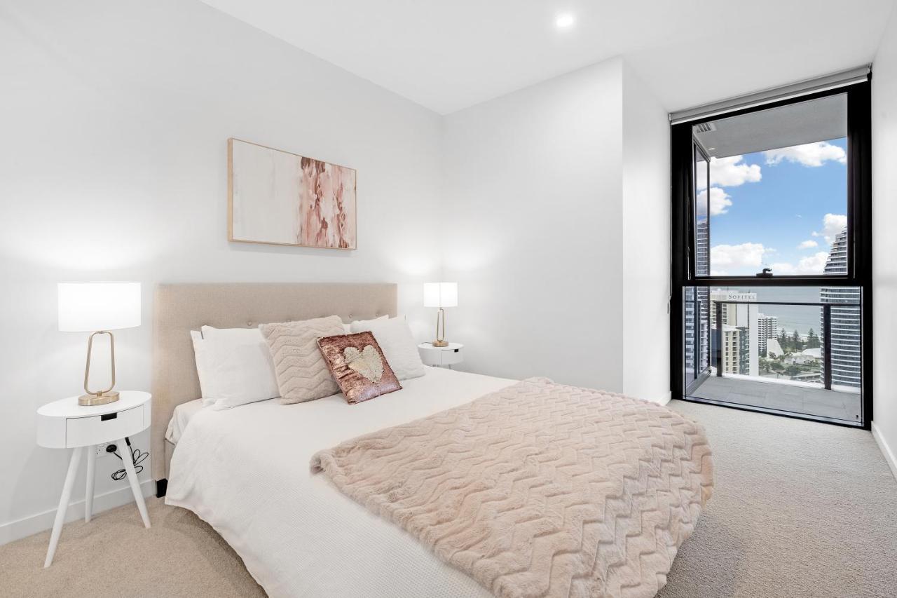 Apartment Lamour Ocean View Ii In Casino Broadbeach - Free Parking-195cm